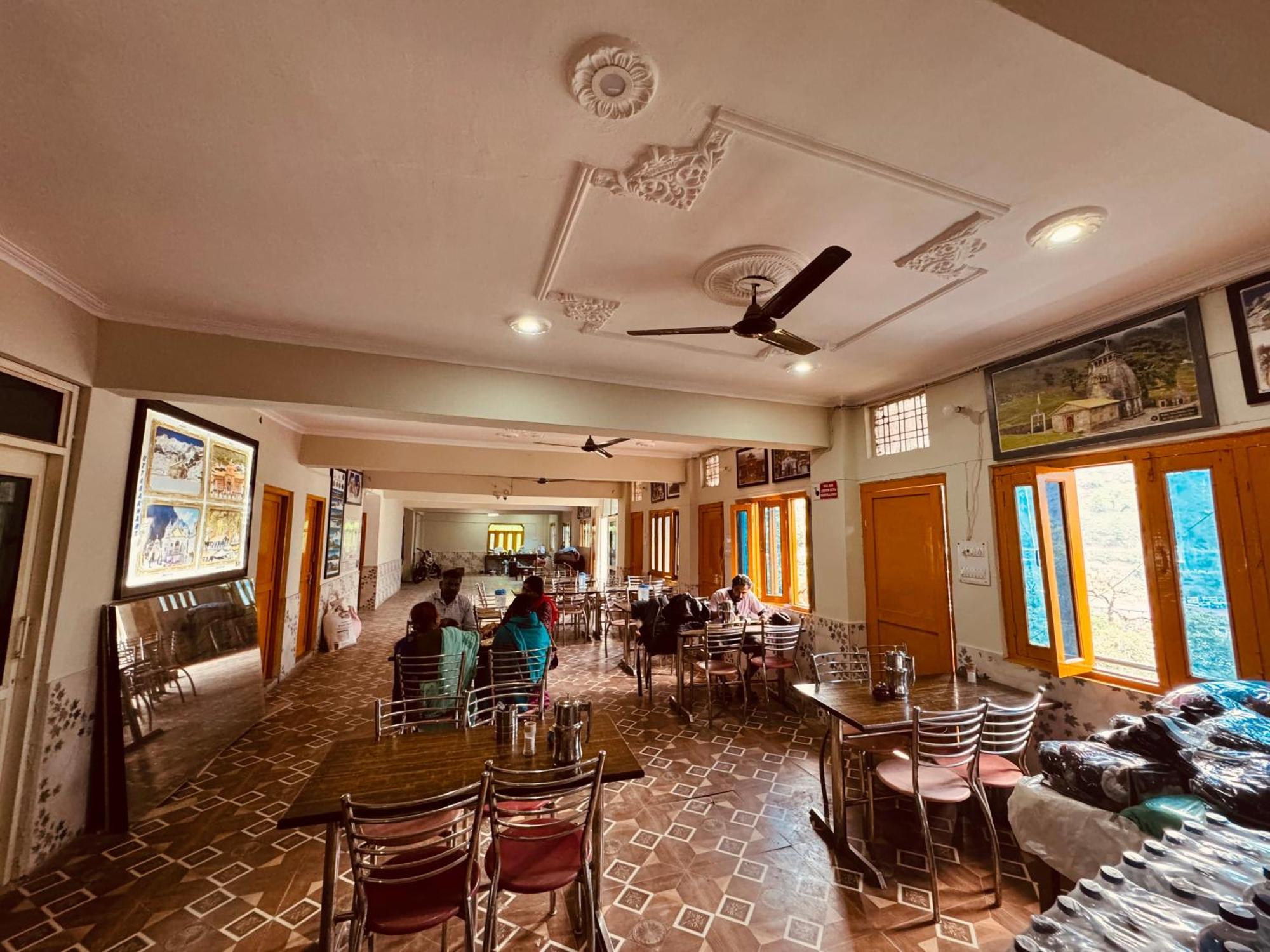 New Basera Hotel Rudraprayāg Extérieur photo