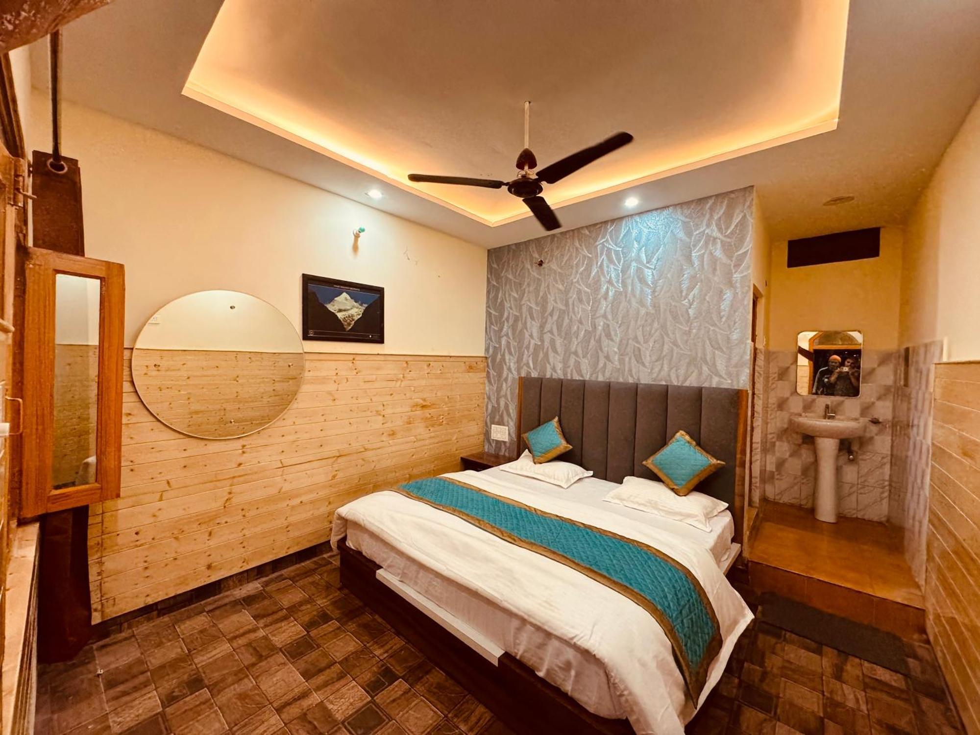 New Basera Hotel Rudraprayāg Extérieur photo