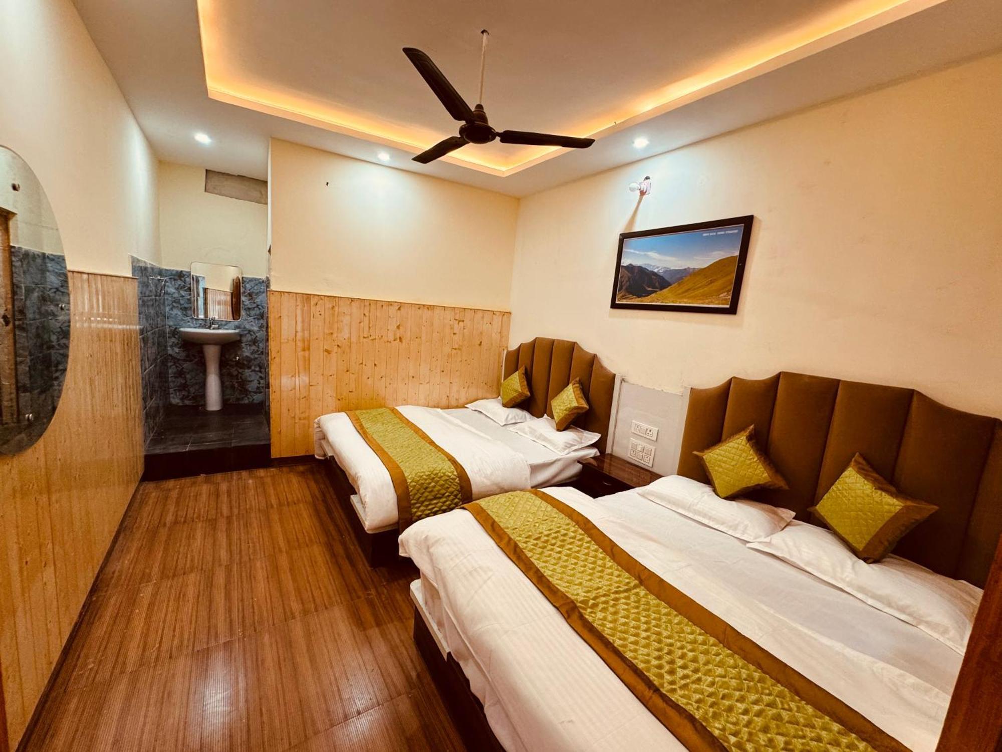 New Basera Hotel Rudraprayāg Extérieur photo